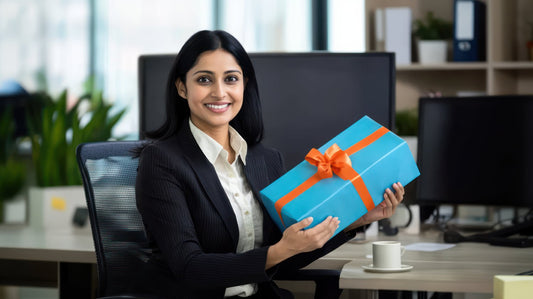 More Than a Welcome Mug: How a Thoughtful Onboarding Kit Transforms the New Hire Experience